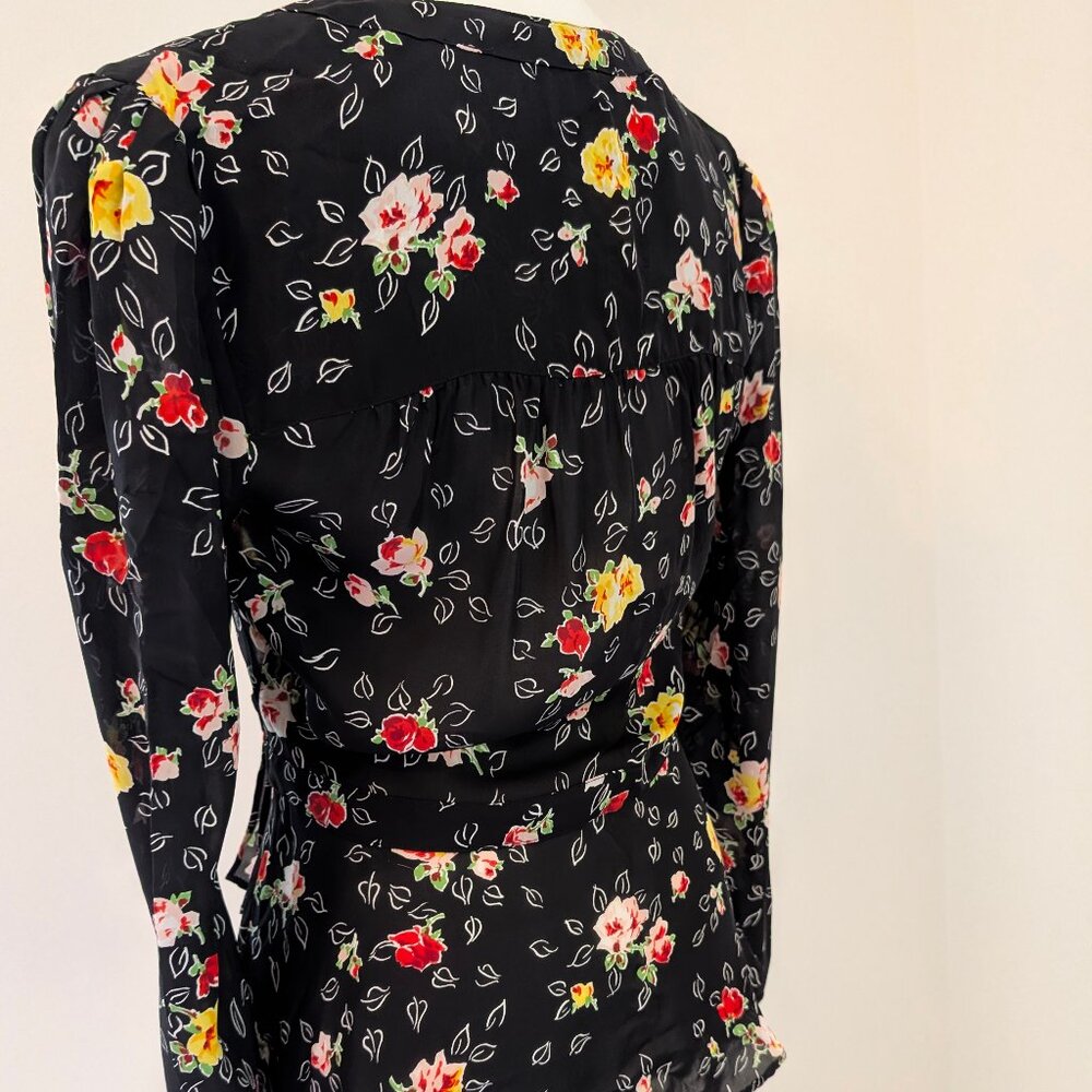 NWT - Veronica Beard - Black Floral Silk V-Neck Wrap Top, Size 6 - Picture 2 of 4